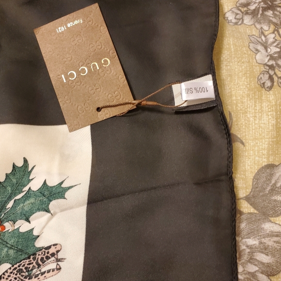 Gucci scarf - Picture 2 of 3